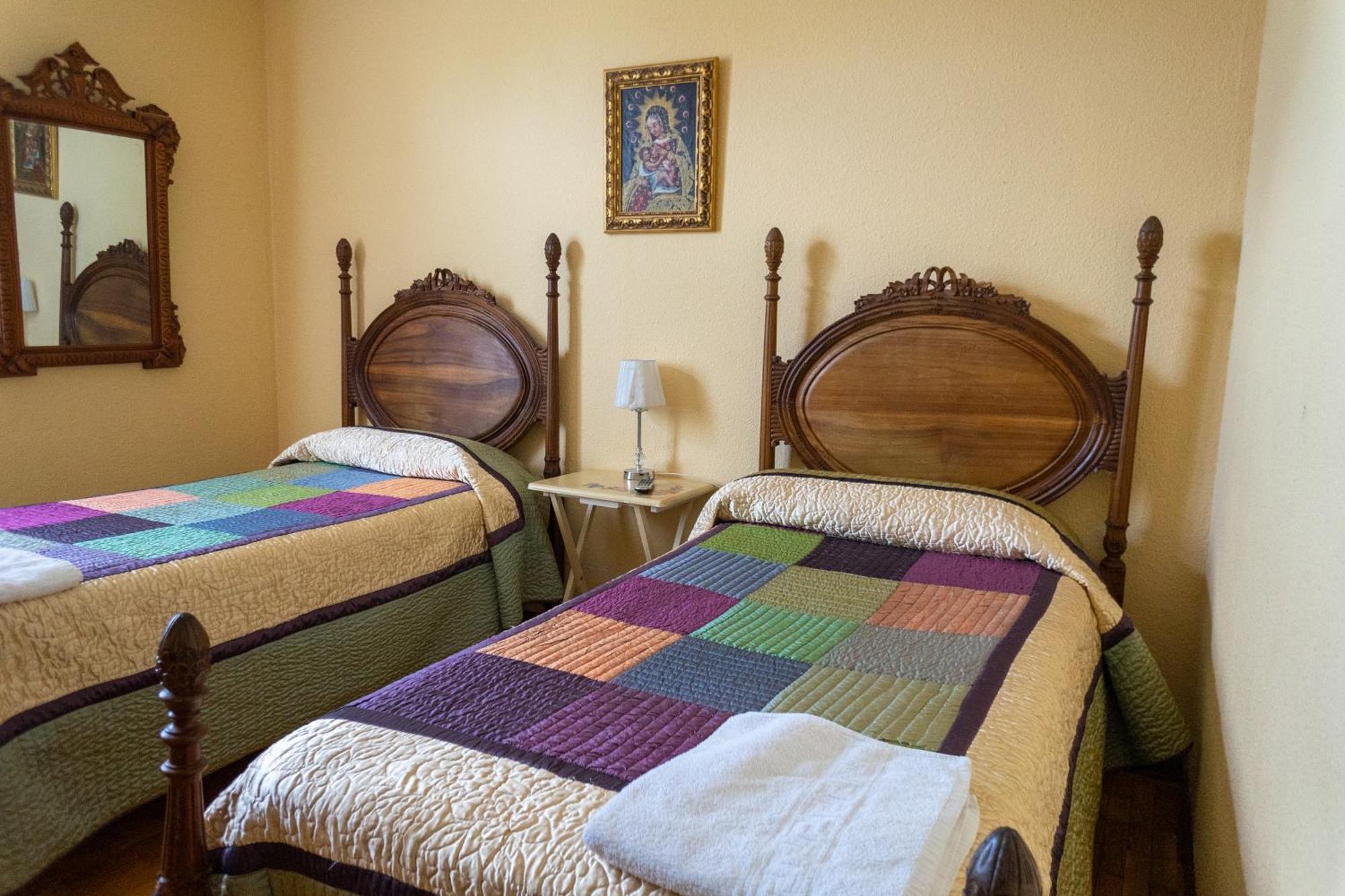 Vila Dona Elvira Y Dona Sol Vivar del Cid Exteriér fotografie